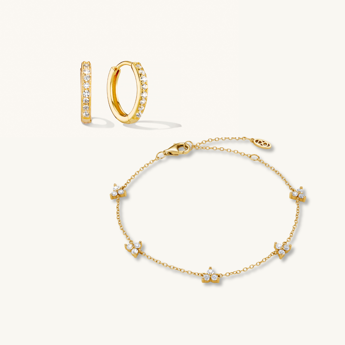 Trinity Pavé Set – Gold by Léon Varel