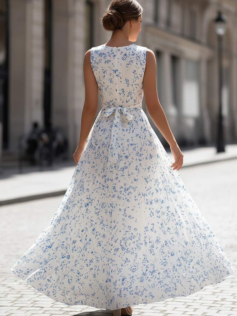 Léon Varel White & Blue Ditsy Floral Sleeveless Pleated Maxi Dress