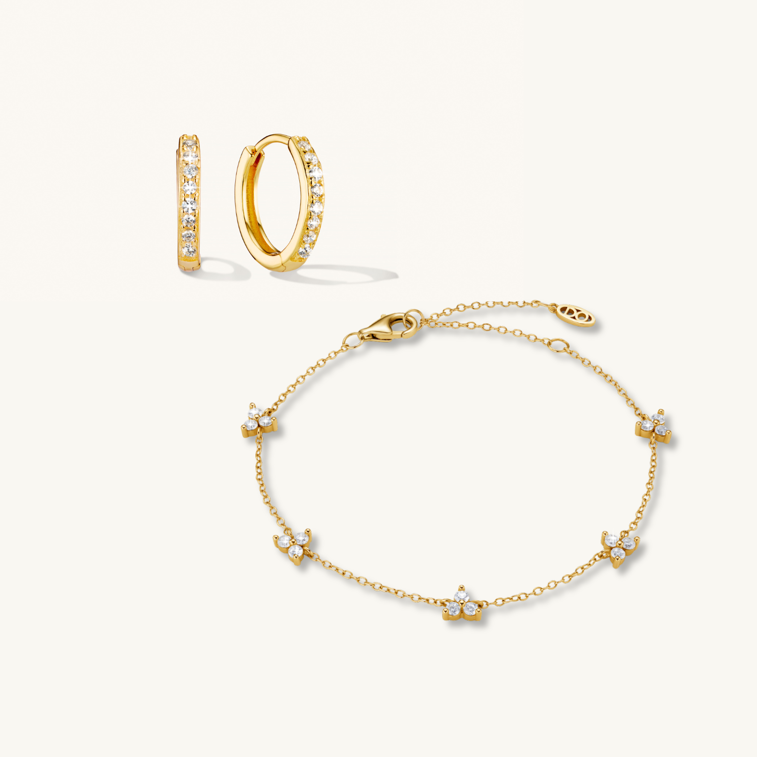 Trinity Pavé Set – Gold by Léon Varel