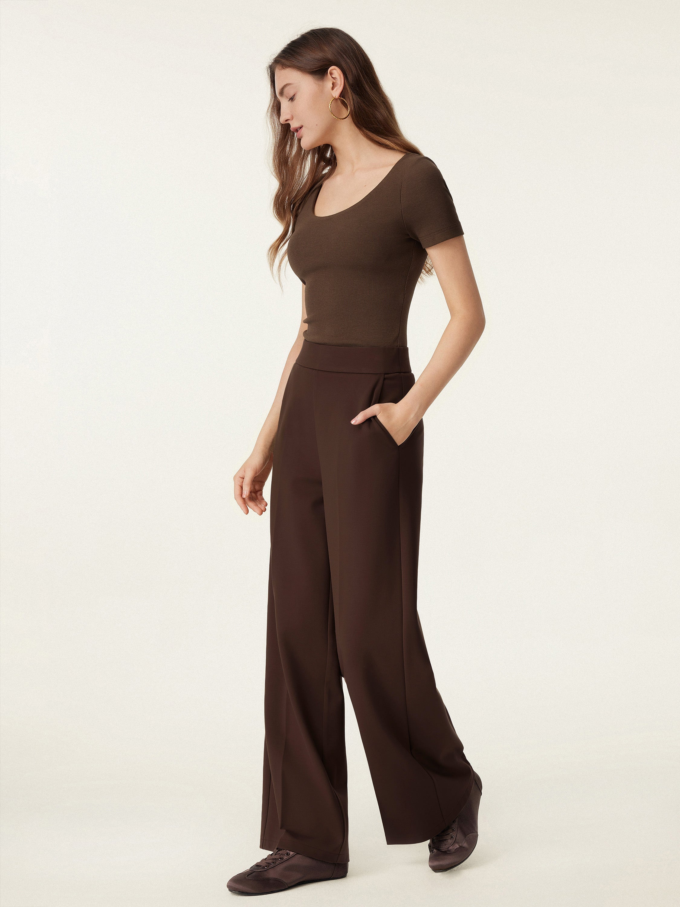 High Rise Wide Leg Trouser with Pockets