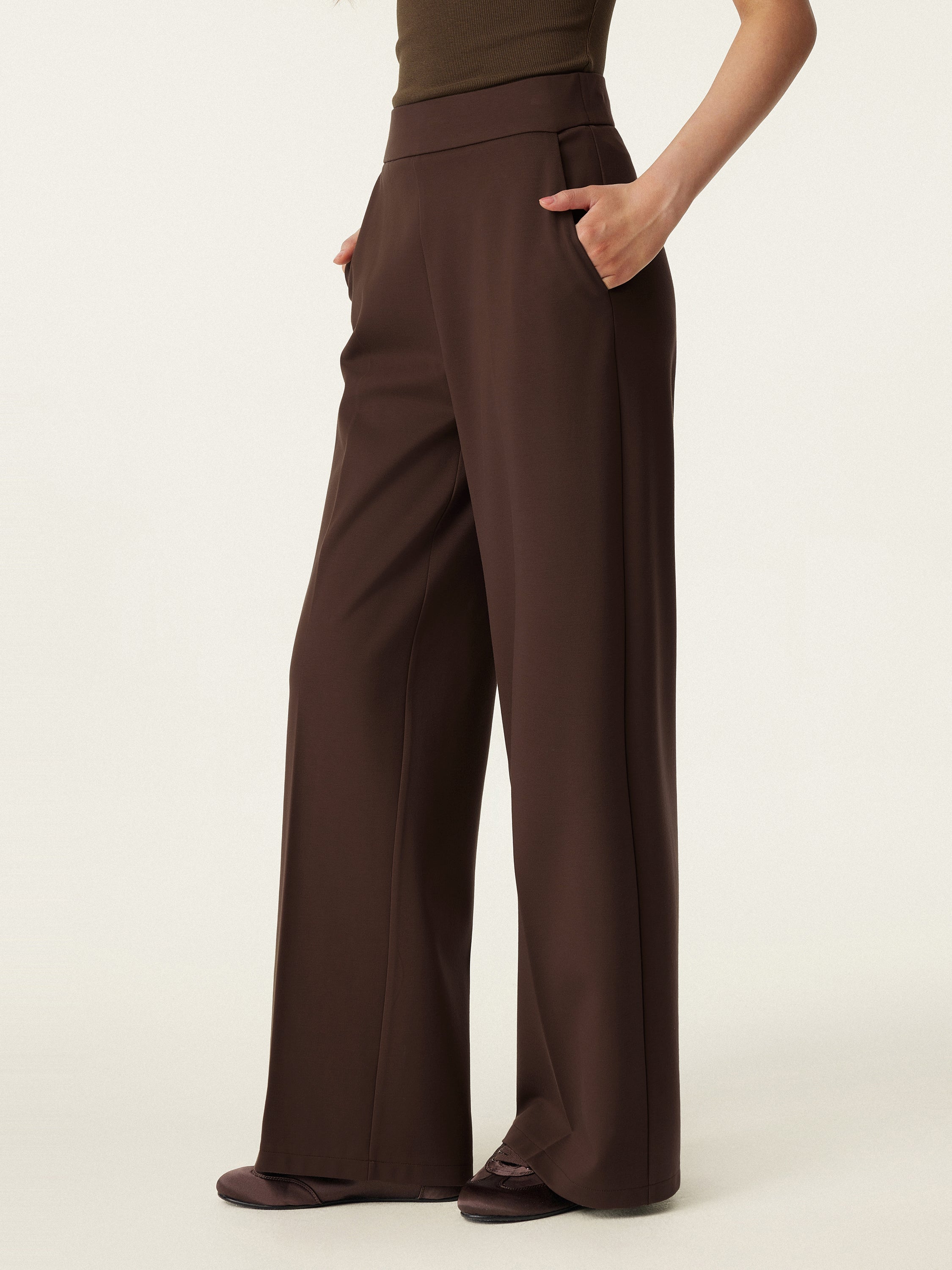 High Rise Wide Leg Trouser with Pockets