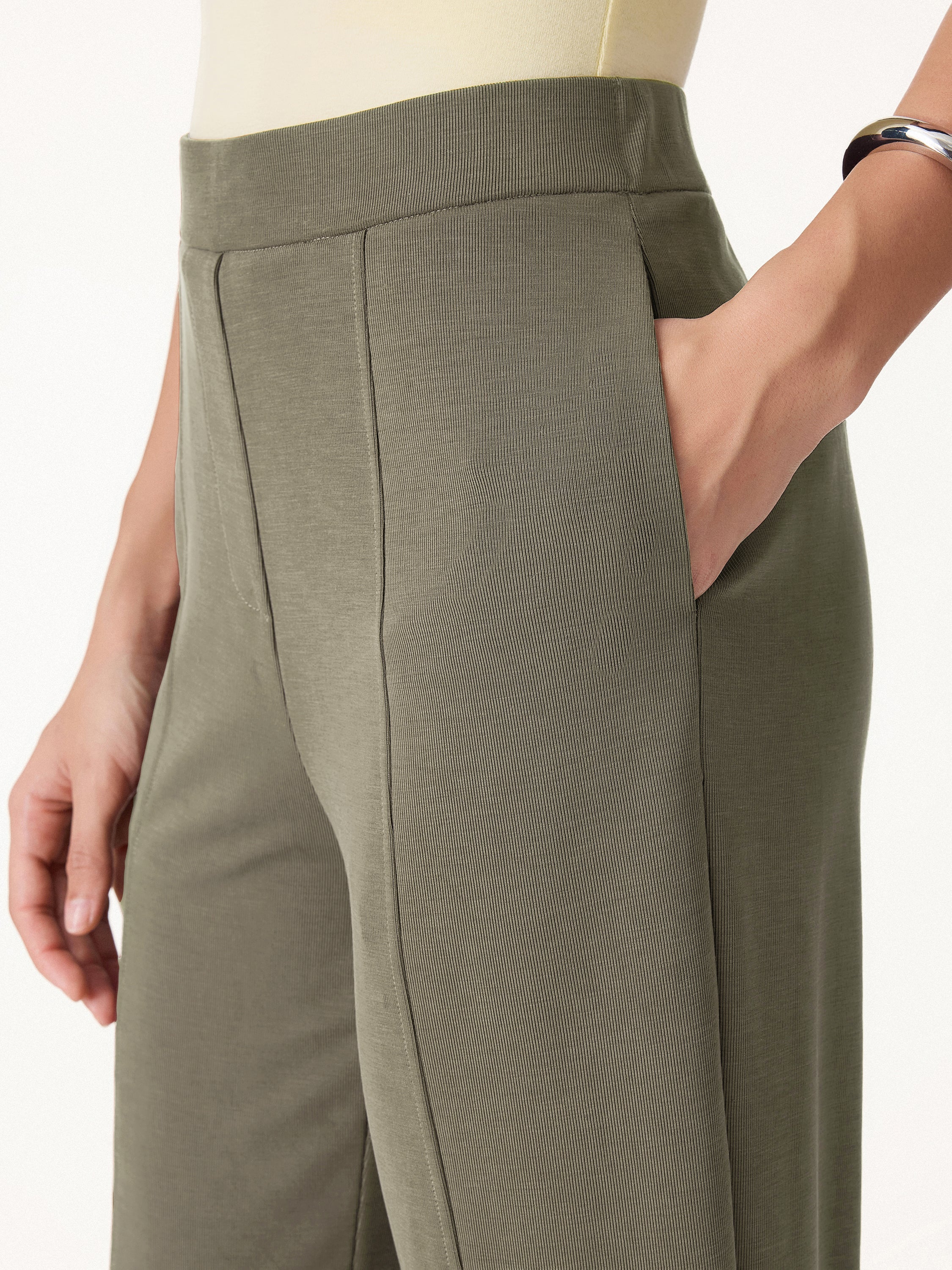 Sandwashed Mid Rise Cropped Balloon Pants
