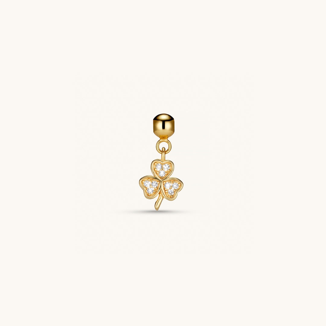Shamrock Charm – Gold by Léon Varel