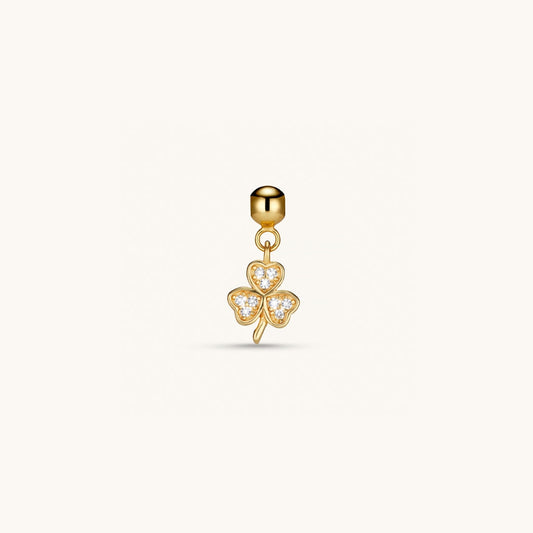Shamrock Charm – Gold by Léon Varel