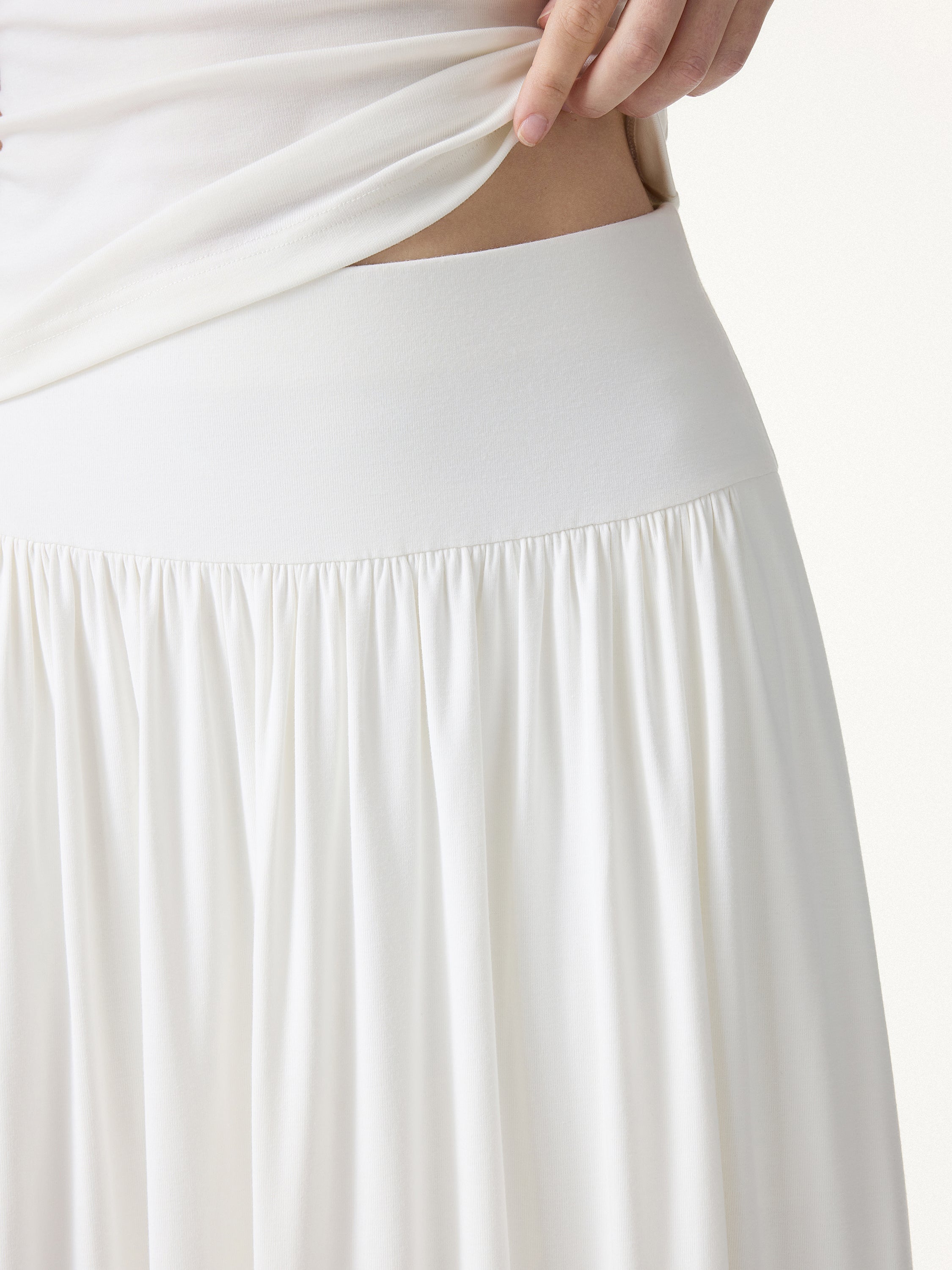SkinKiss Mid Rise Gathered Midi Skirt with Pockets