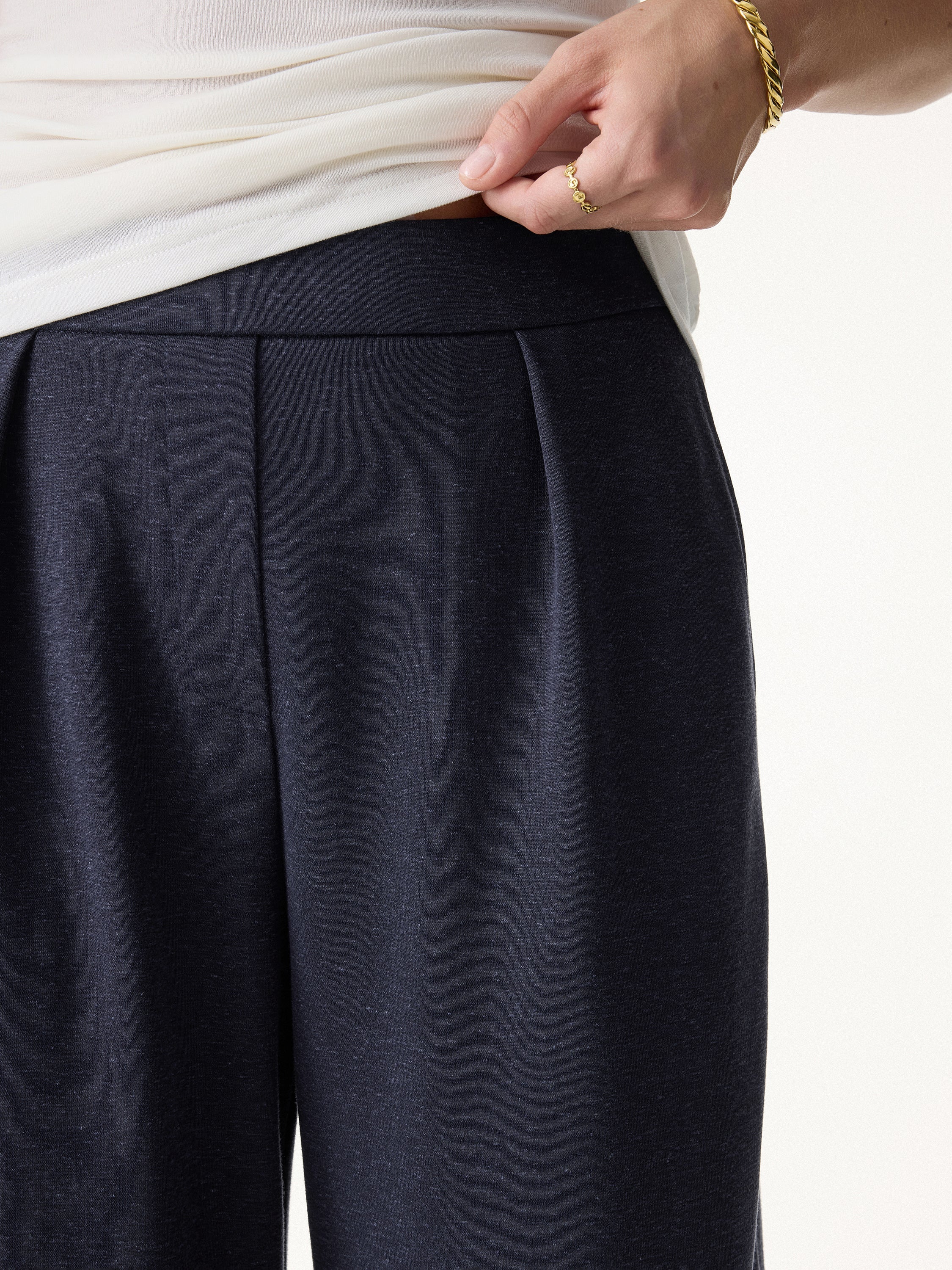 Linen-Like Breathable Barrel Leg Pant