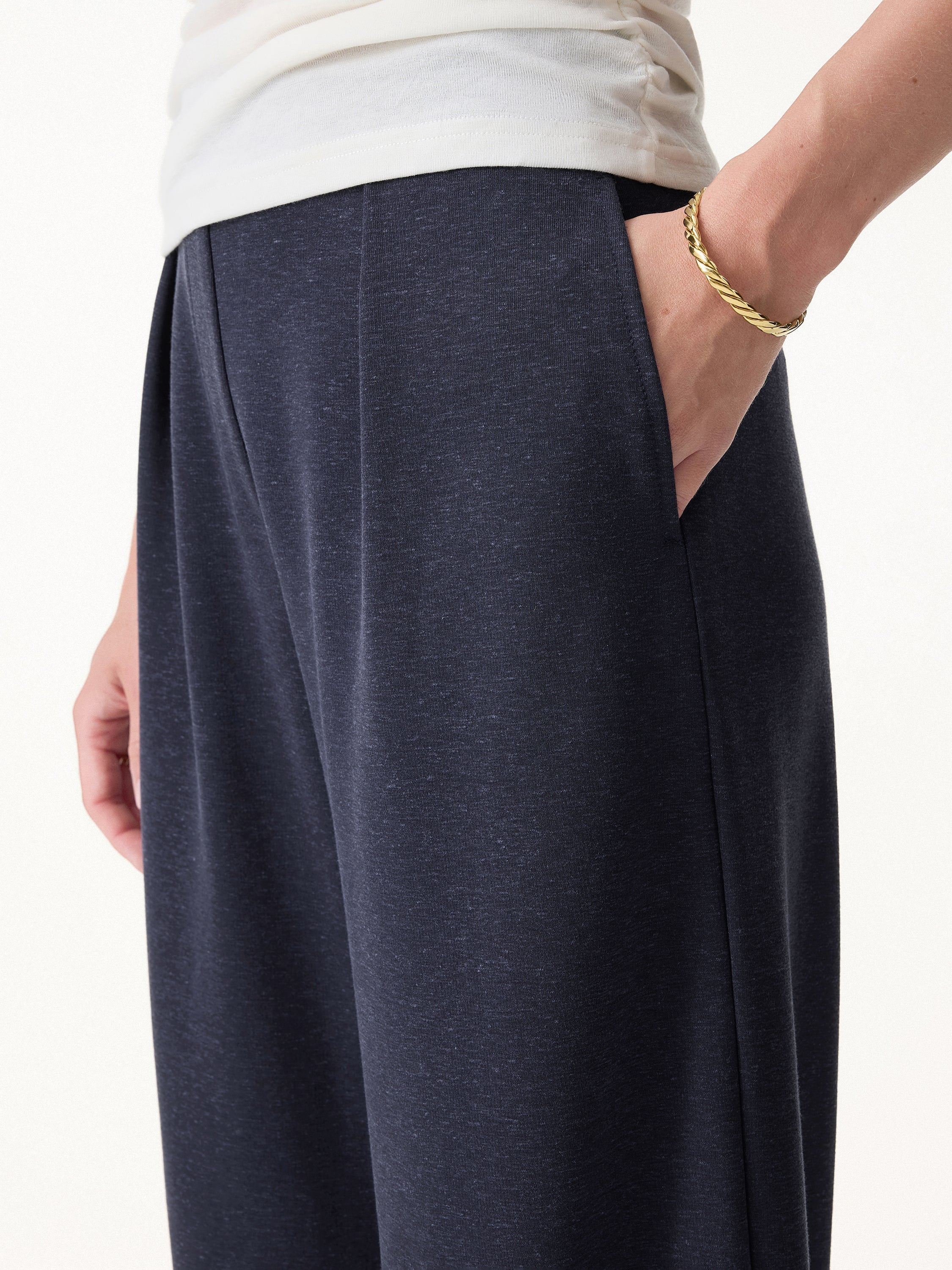 Linen-Like Breathable Barrel Leg Pant