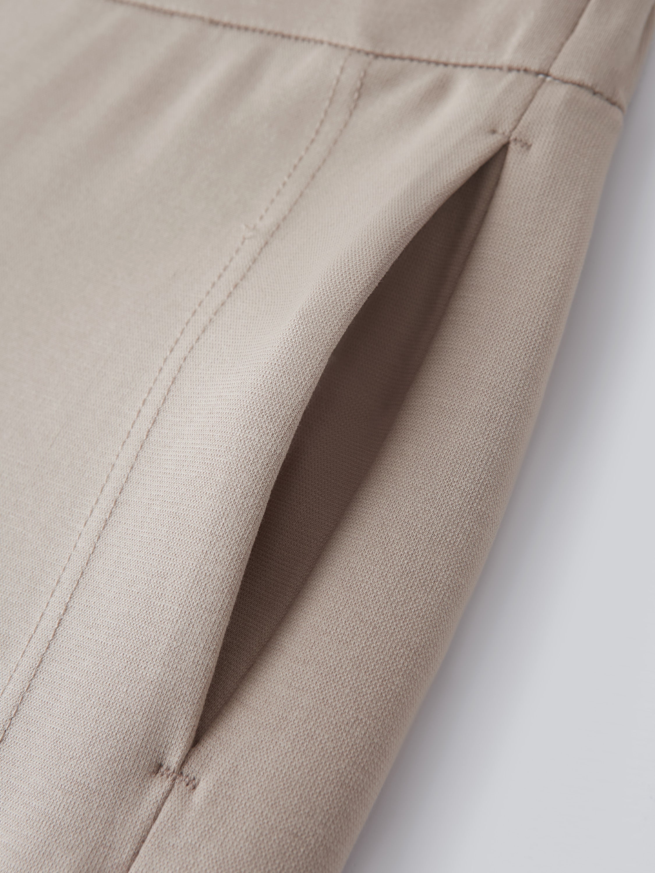 Drapey Mid Rise Wide Leg Pull-on Pant with Pockets
