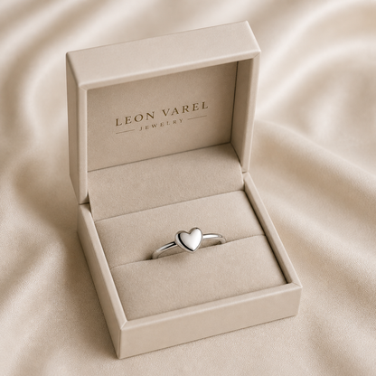 Léon Varel Cheri Ring