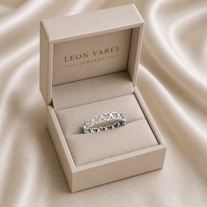 Léon Varel Mon Amour Open Heart Ring