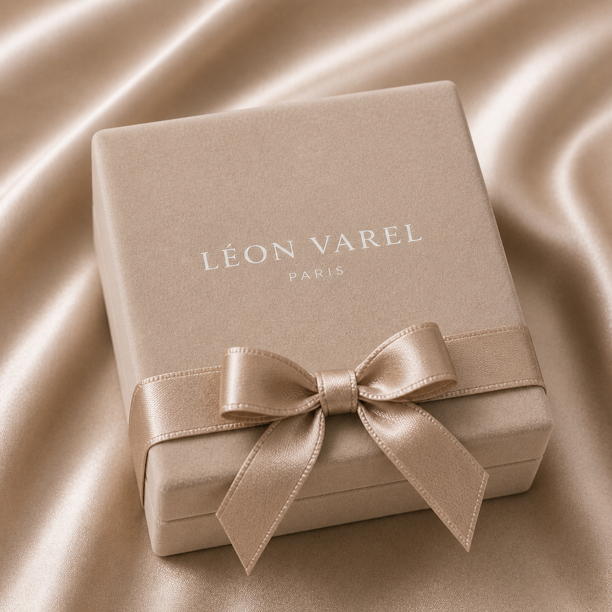 Léon Varel North Star Ring in 925 Sterling Silver