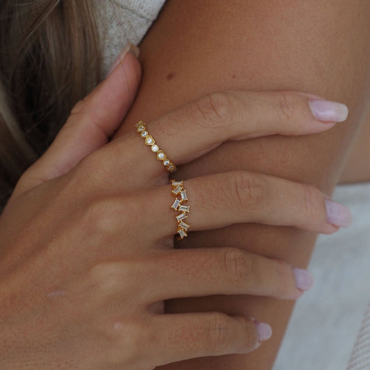 Léon Varel 18K Gold Plated Crystal Jewel Ring