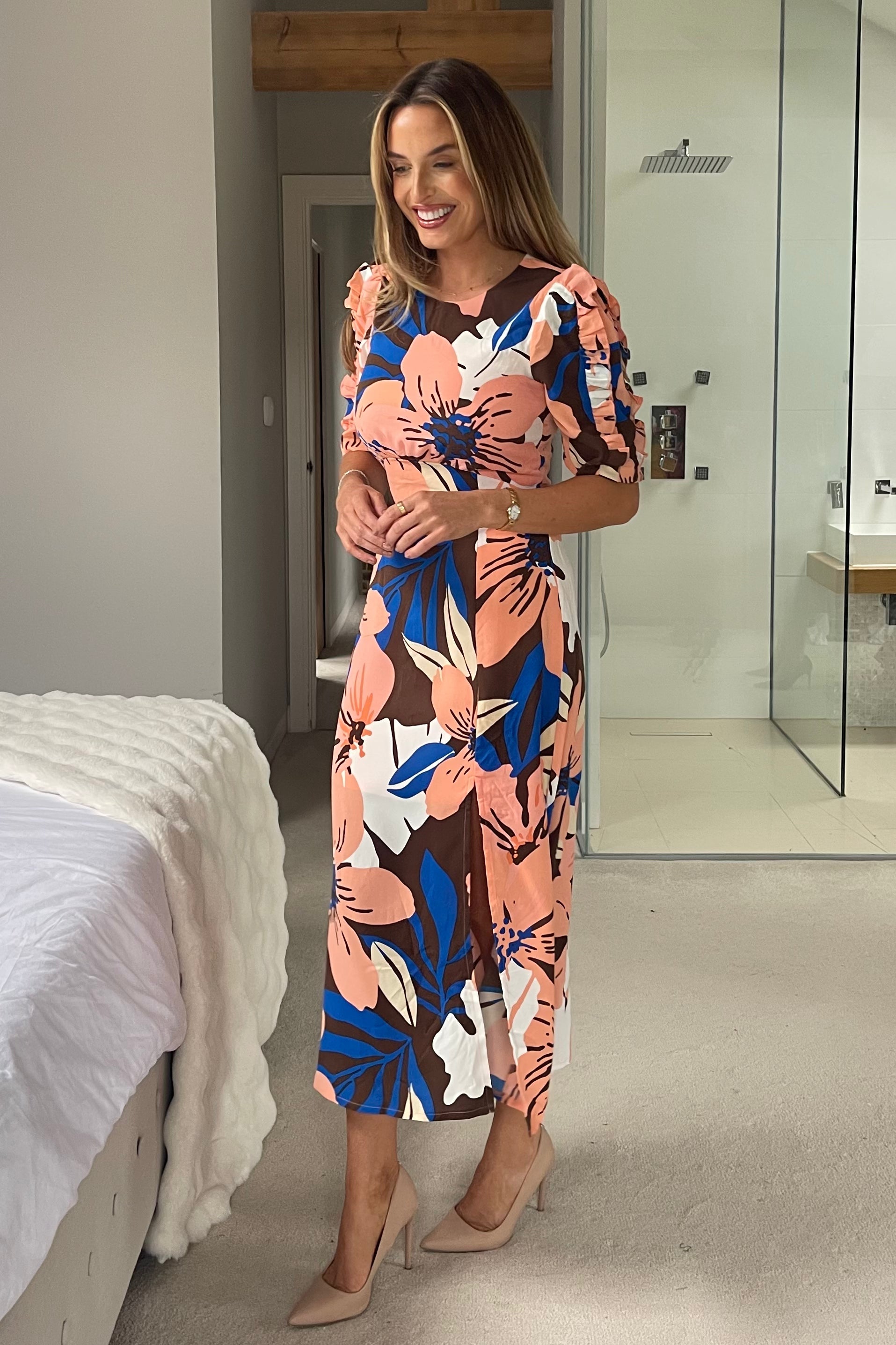Samira Brown Peach Floral Frill Sleeve Midi Dress