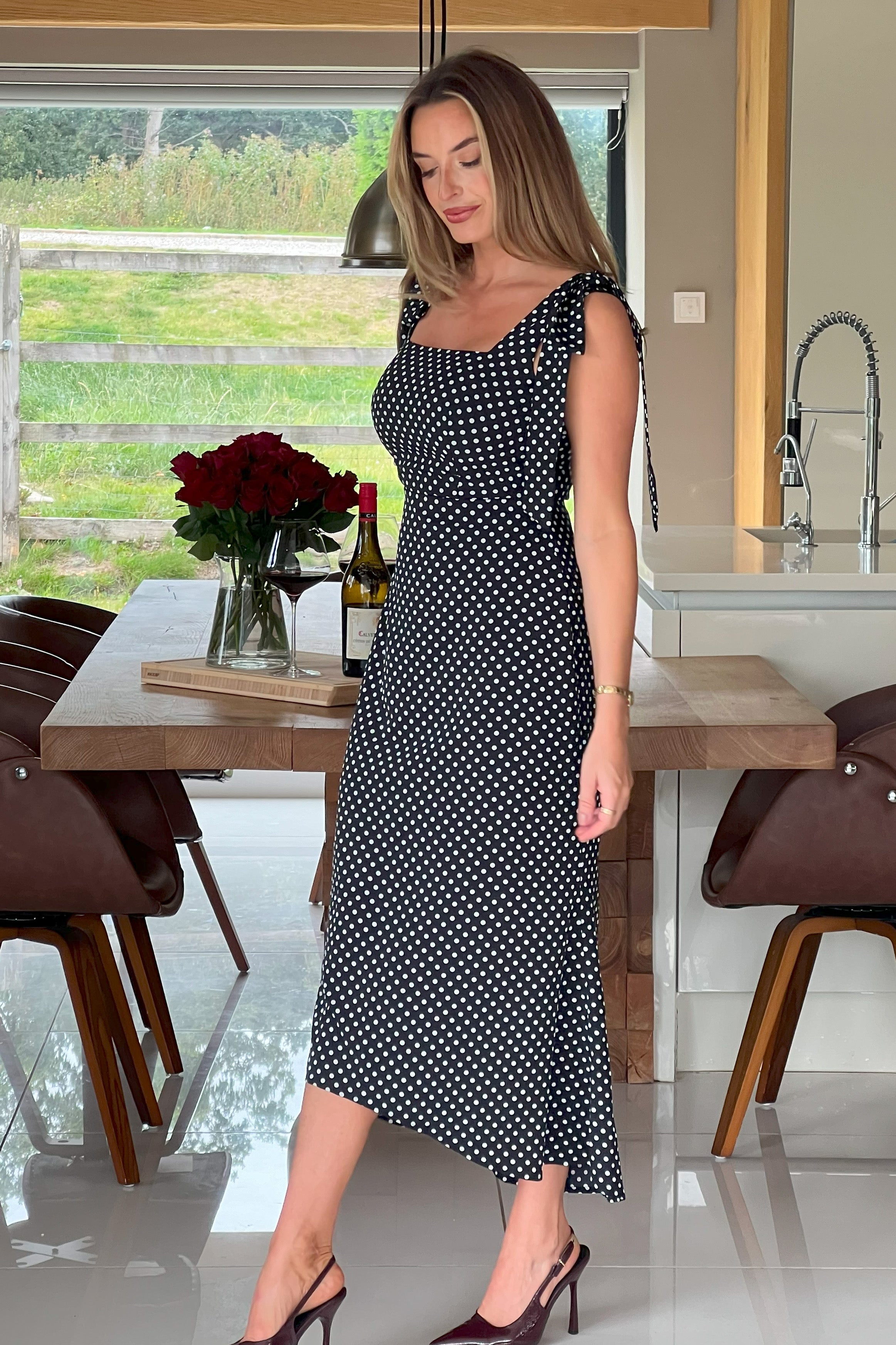 Jovi Tie Shoulder Square Neck Midi Dress Black Spot