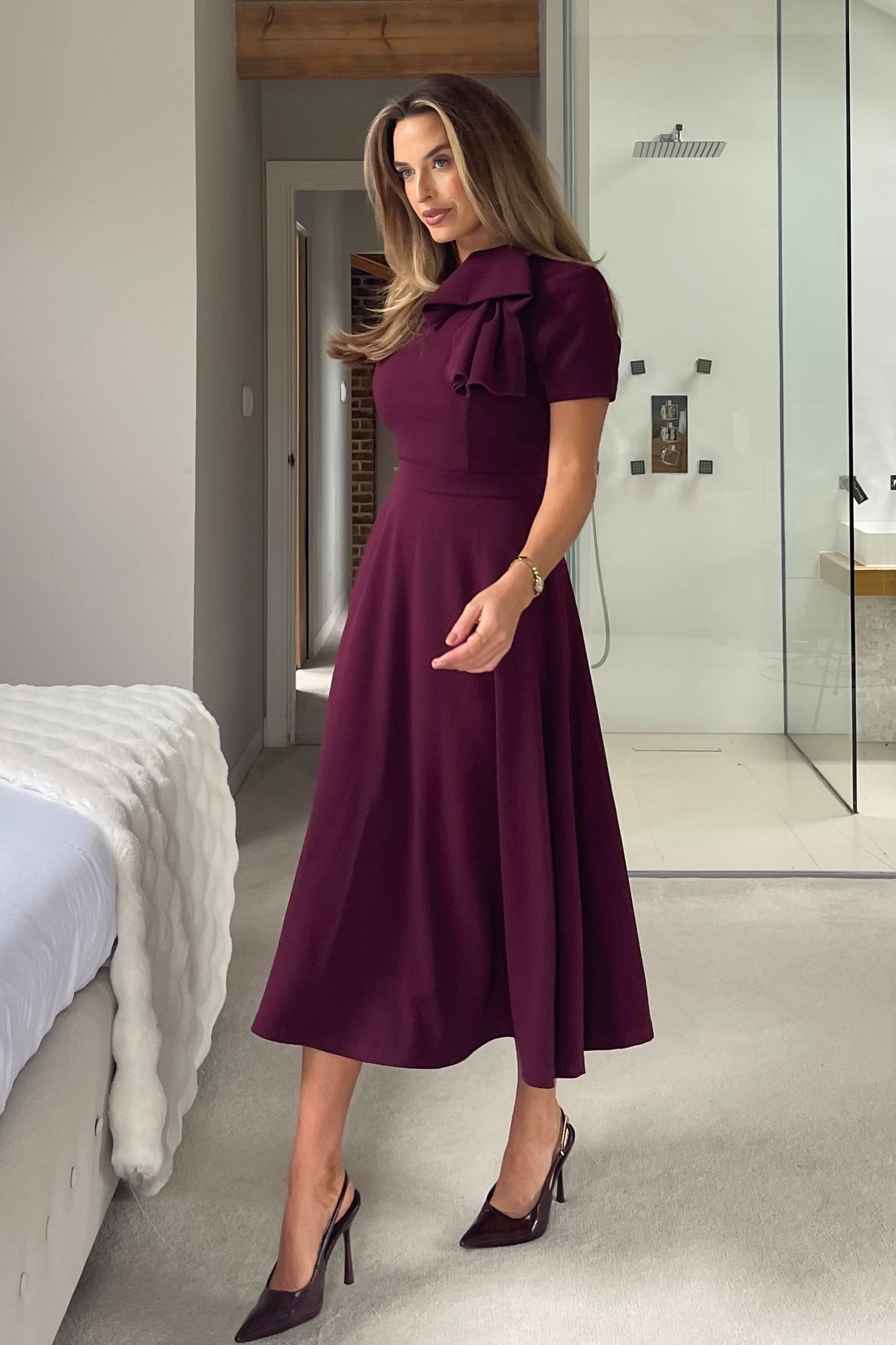 Minta Bow Detail Short Sleeve Midi Dress Plum
