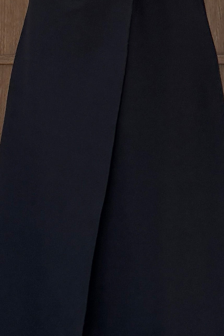 Hazel Tailored Sleeveless Midi Dress Black