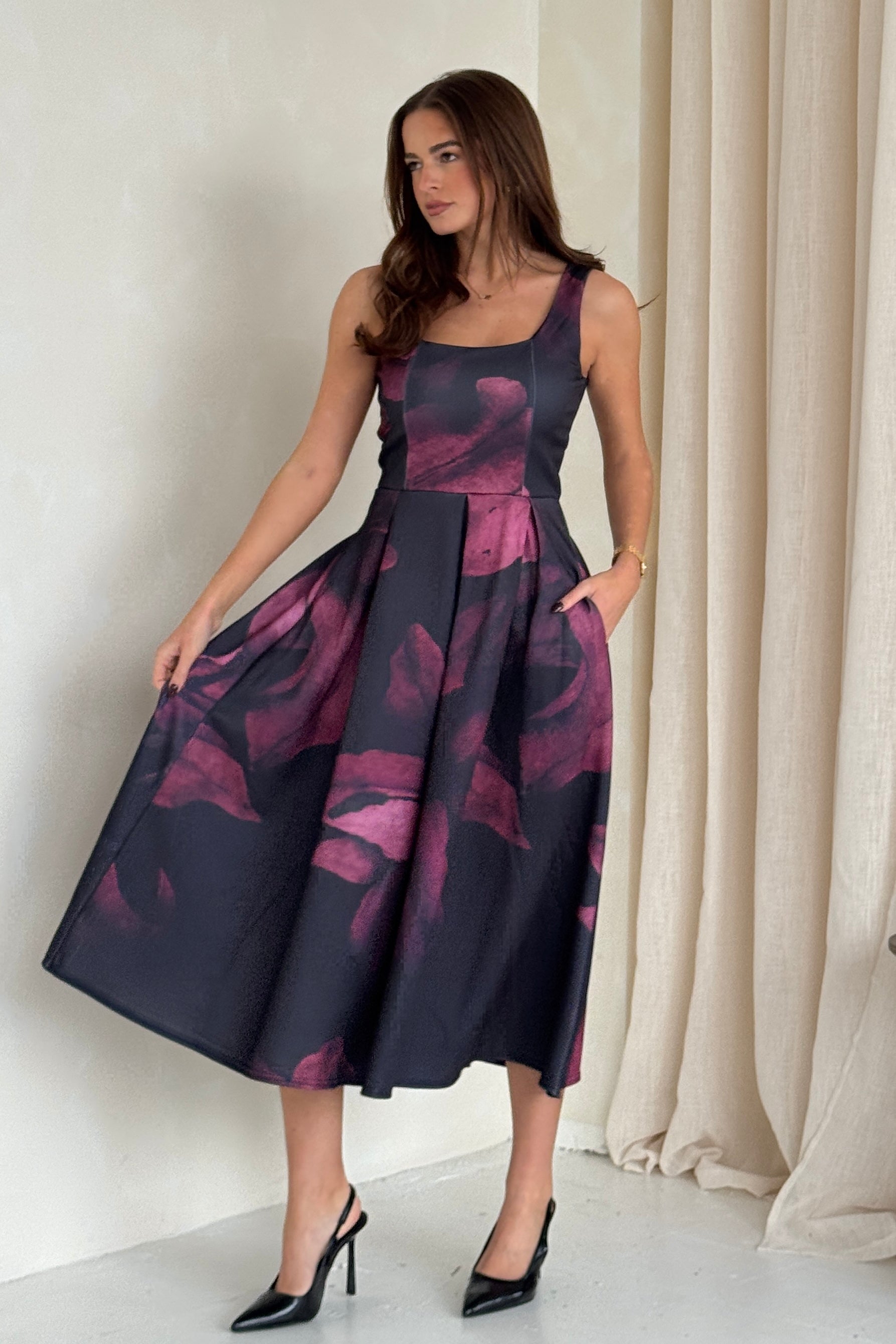 Erica Square Neck Pleated Midi Dress Wine Floral