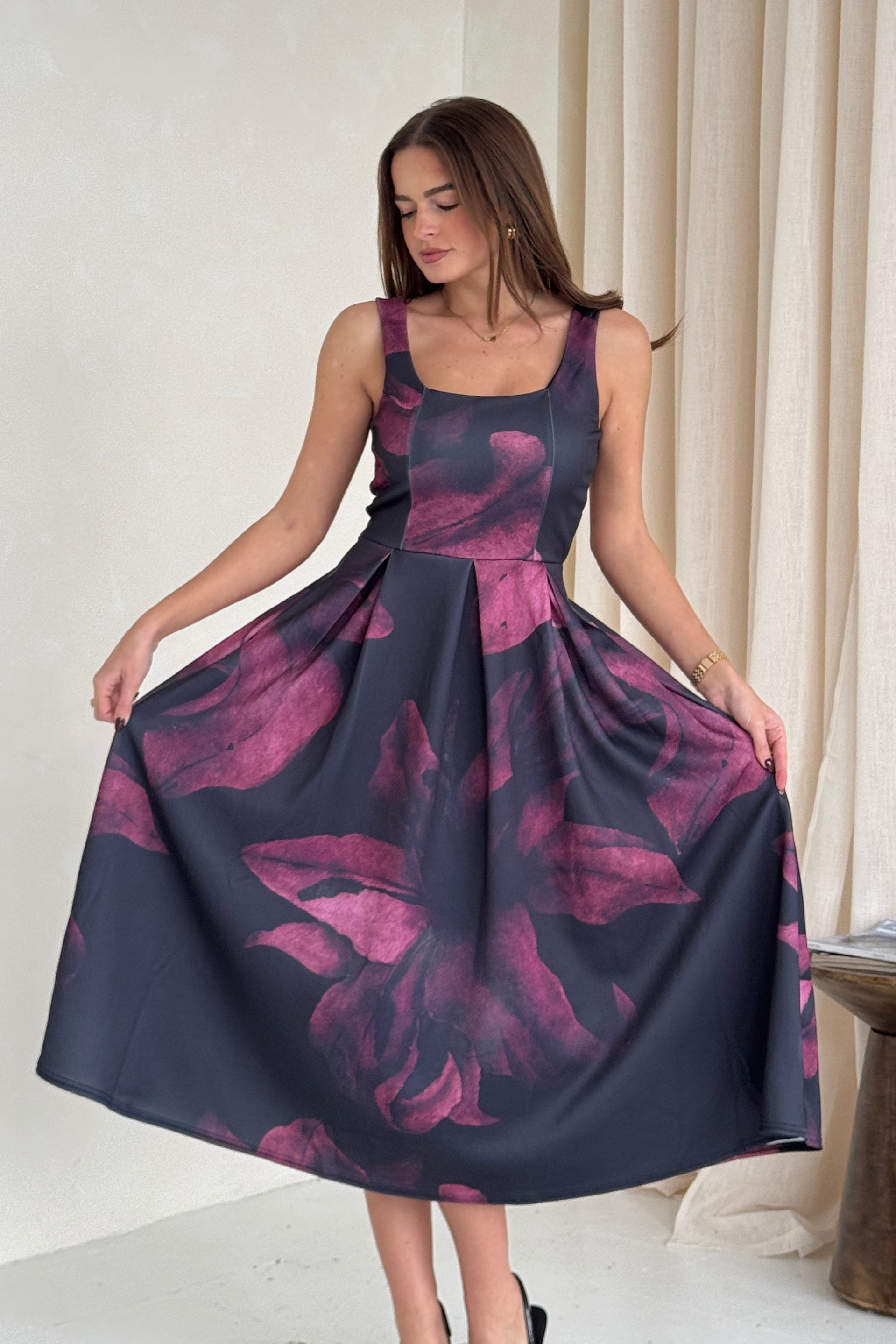 Erica Square Neck Pleated Midi Dress Wine Floral