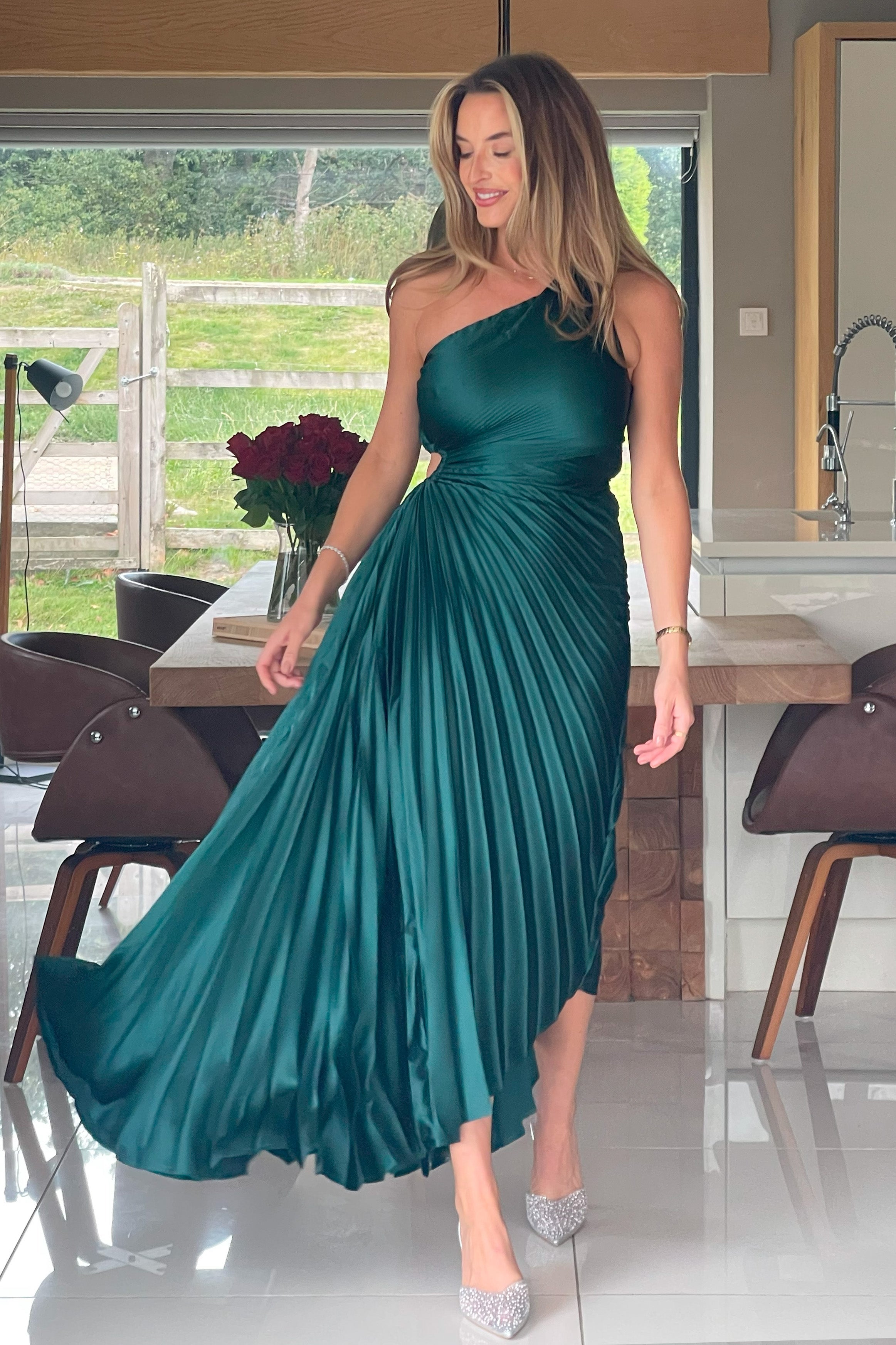 Aoife One Shoulder Pleated Midi Dress Emerald