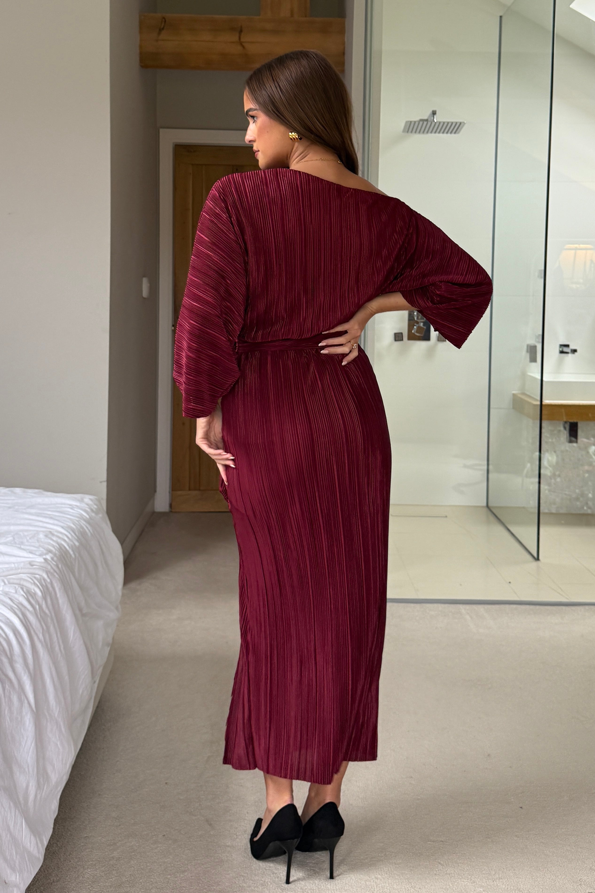 Vendy Off The Shoulder Ruched Detail Midi Dress Berry