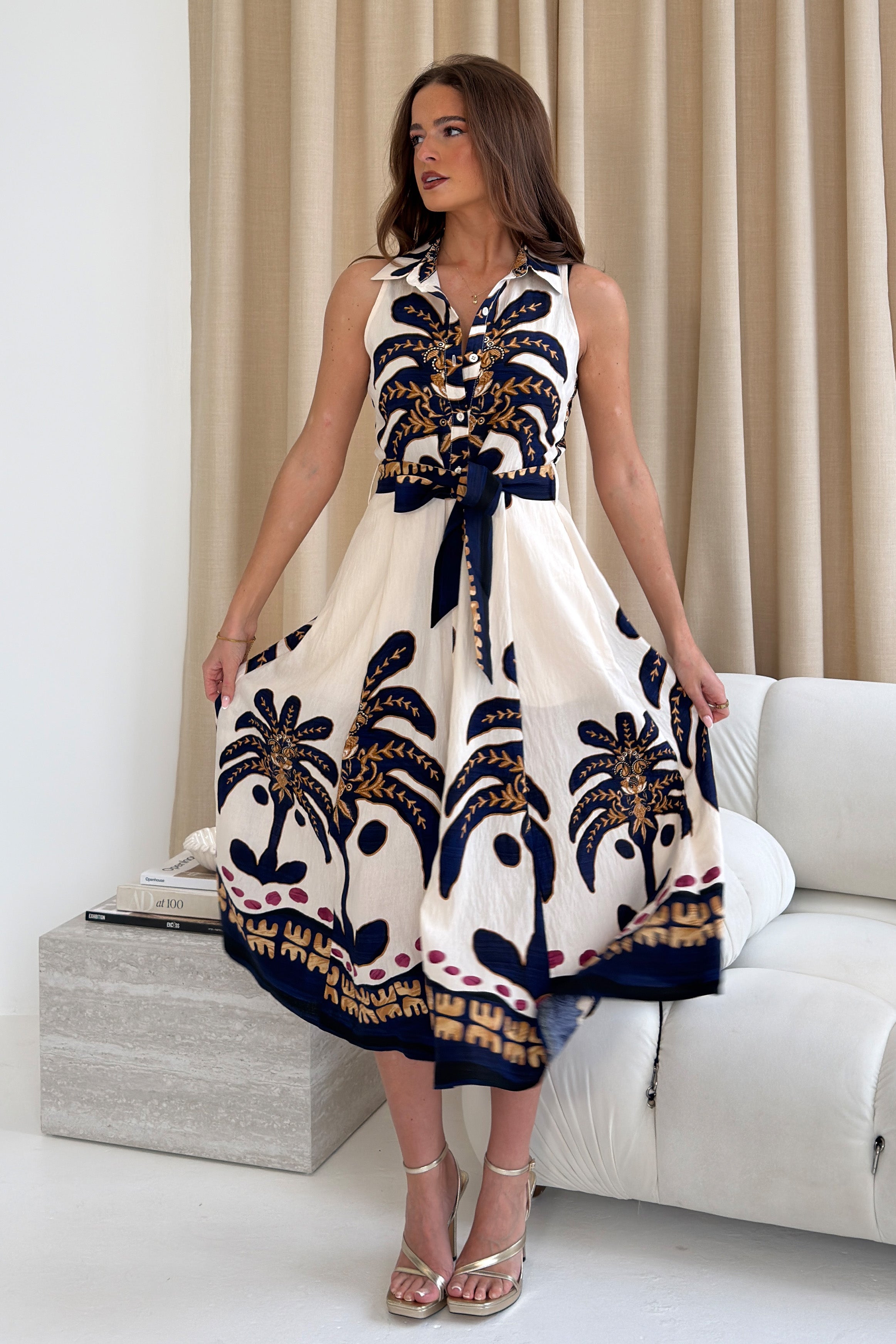 Rhia Collar Boarder Print Sleevless Midi Dress
