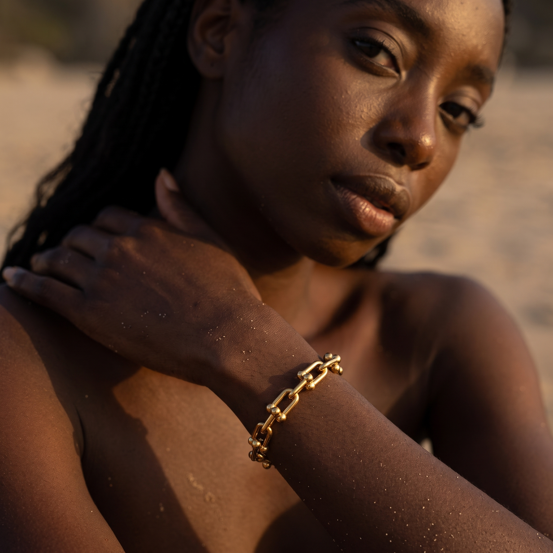 Allure Armband goud close-up – Léon Varel