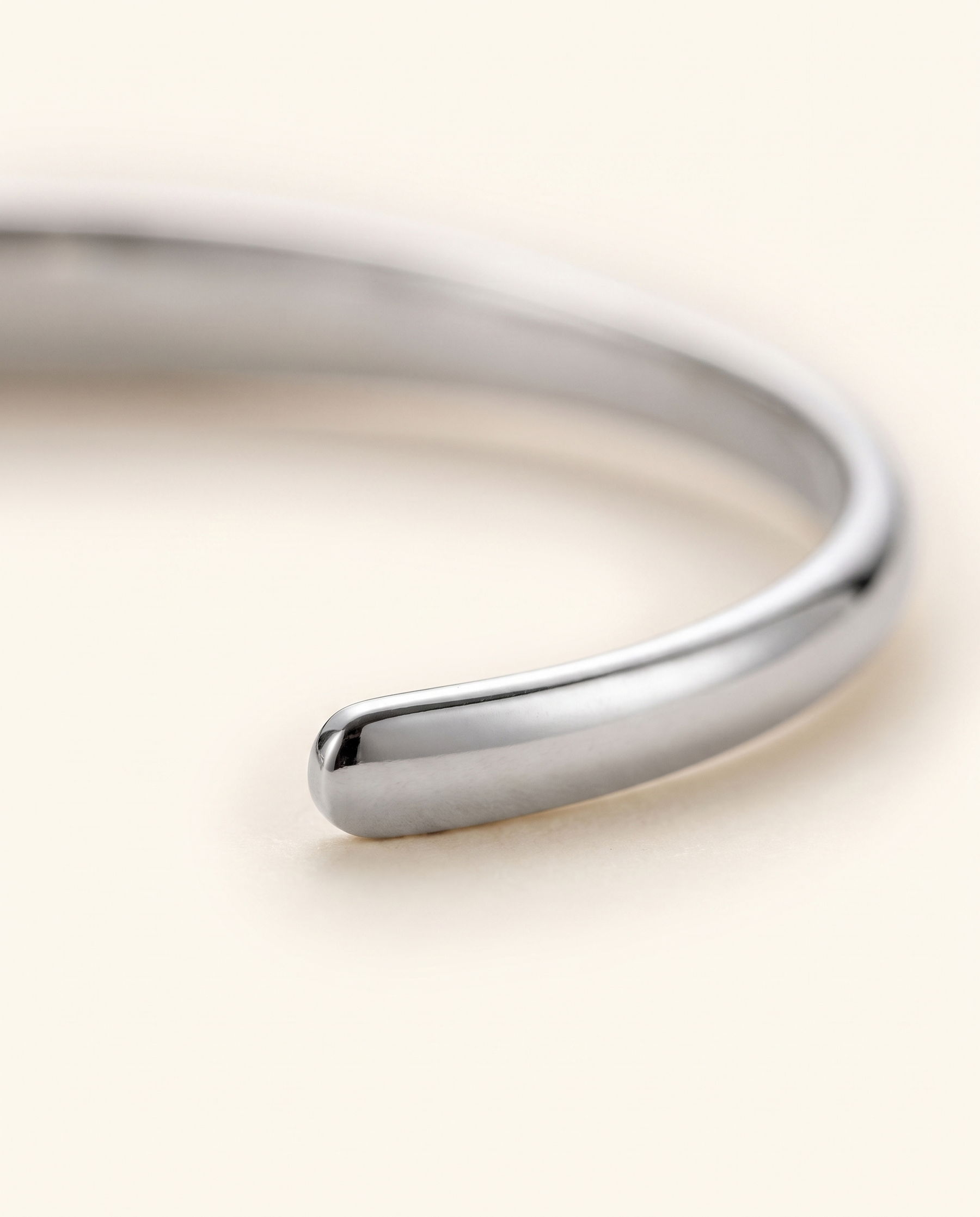 Manchetarmband Zilver – detail van afwerking